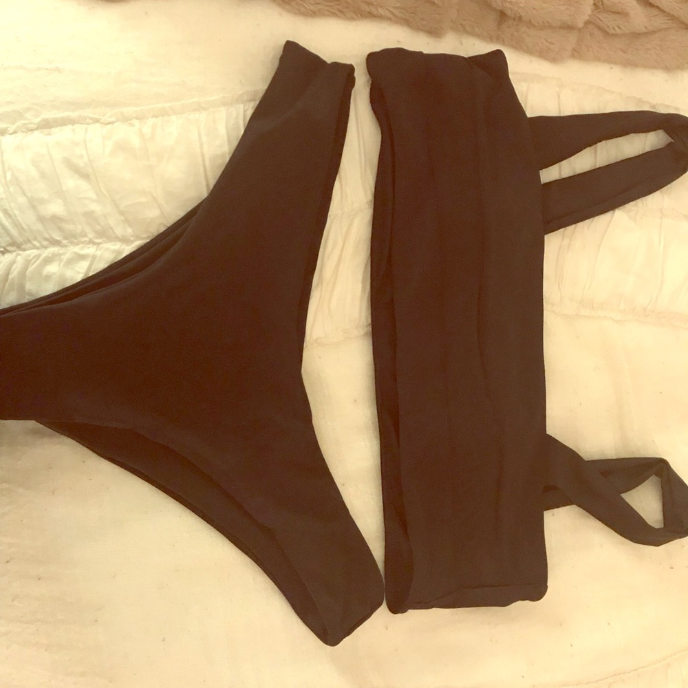 BRAND NEW black bikini size large